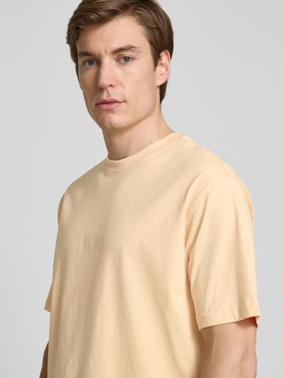 MCNEAL T-Shirt mit geripptem Rundhalsausschnitt Apricot 3