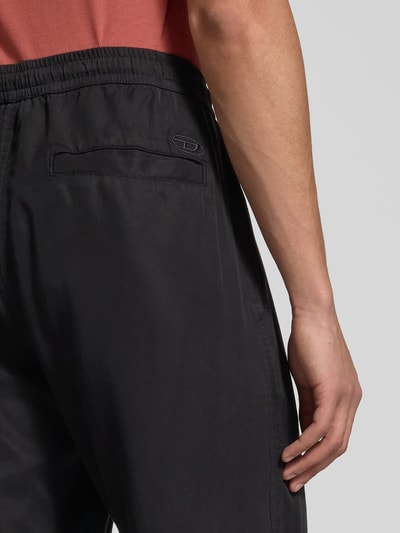 Diesel Stoffhose mit Gesäßtaschen Black 3