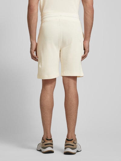 Tommy Hilfiger Regular Fit Sweatshorts mit Strukturmuster Sand 5