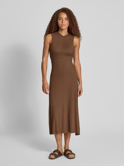 EDITED Midikleid mit Stehkragen Modell 'Talia' Mittelbraun 4