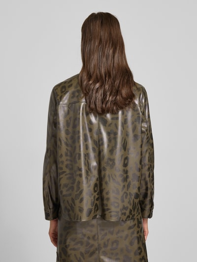 Marc Cain Jack in leerlook met platte kraag en steekzakken Kaki - 5