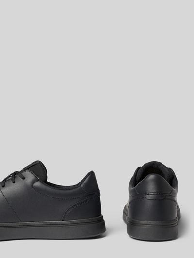 Produktfoto, Sneaker aus echtem Leder Modell 'Baltimoore' von Geox in Schwarz mit abgerundeter Passform, Logo-Detail, glatte Textur