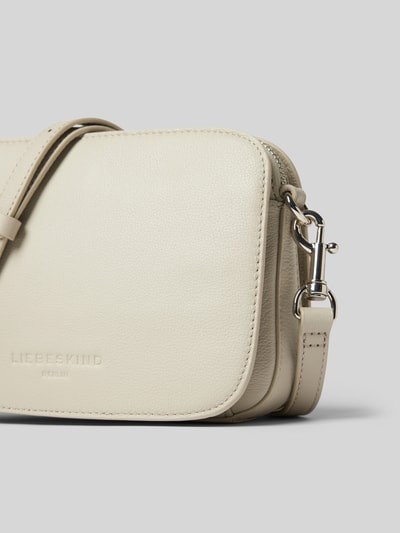 LIEBESKIND BERLIN Handtasche mit Label-Prägung Sand 3