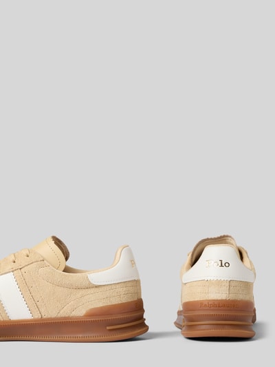 Produktfoto, Sneaker aus Leder mit Schnürung Modell 'HERITAGE AERA' von Polo Ralph Lauren, beżowy z białymi i gumowymi detalami, okrągły nosek, prawdziwa skóra, logo, podeszwa gumowa, wysokość obcasa w rozmiarze 40: 4 cm, wysokość cholewki w rozmiarze 40: 6 cm, szerokość w rozmiarze 40: 6 cm