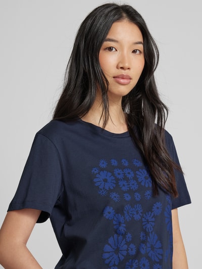 Armedangels T-shirt met bloemmotief, model 'MAARLA FLOWER POWAA' Marineblauw - 3