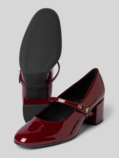 Productfoto, Mary Janes uit echt leer van Högl in bordeaux laklook met afgeronde pasvorm, blokhak, licht geprofileerde zool, hakhoogte maat 40: 6 cm, schachthoogte: 7 cm, schachtbreedte: 20 cm