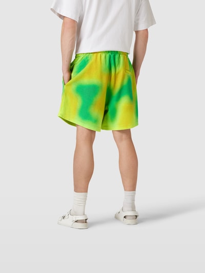 Bonsai Sweatshorts mit Label-Print Neon Gruen 5