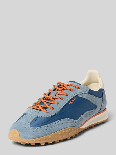 Produktfoto, Sneaker aus Leder-Mix Modell 'Bridge' von HOFF, heren sneakers met afgeronde pasvorm, logodetail, geprofileerde zool, hakhoogte maat 44: 2 cm, schachthoogte maat 44: 9 cm, schachtbreedte maat 44: 9 cm, blauw met oranje veters, leermix, profielzool