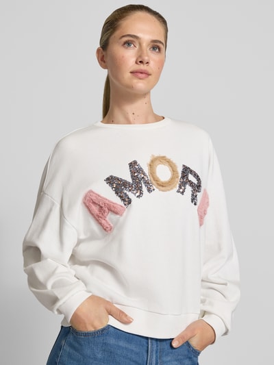More & More Bluza o kroju oversized z prążkowanymi wykończeniami Złamany biały 3