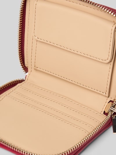 Guess Portemonnee met labelapplicatie, model 'VALLA' Rood - 3