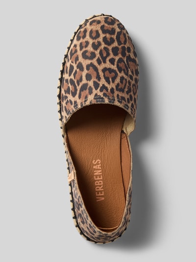Produktfoto, Espadrilles aus Leder mit Label-Patch Modell 'CARMEN' von Verbenas, braun mit Leopardenmuster, strukturierte Sohle, abgerundete Form