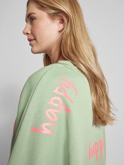 miss goodlife Sweatshirt met strass-steentjes, model 'Happy Heart Face' Rietgroen - 3