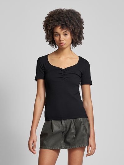 Pieces T-shirt z prążkowaniem model ‘TANIA’ Czarny 4