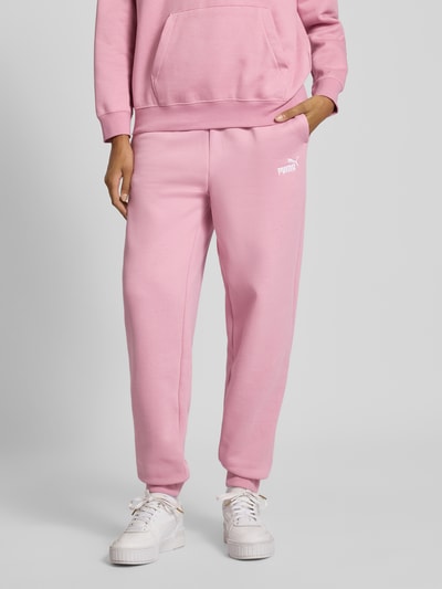 PUMA Slim fit sweatpants met labelstitching Roze - 4