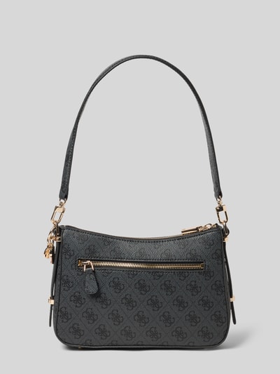 Produktfoto, Handtasche mit Logo-Muster Modell 'ECO ERICA' von Guess in Schwarz mit goldfarbenem Reißverschluss und Schulterriemen, strukturierte Oberfläche