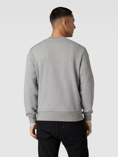 Fred Perry Sweatshirt mit Logo-Stitching Hellgrau Melange 5