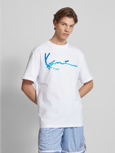 KARL KANI T-shirt z nadrukiem z logo model ‘Water’ Biały 4