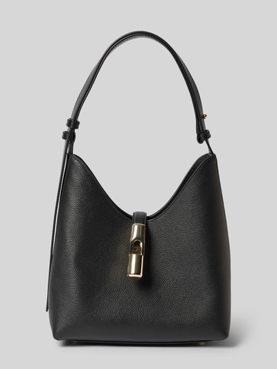 Produktfoto, Handtasche aus echt leer Model 'GOCCIA' van FURLA in zwart met structuurpatroon, hoofdvak met overslag en pinsluiting, verstelbare schouderband, binnenvak met ritssluiting, breedte 22 cm, lengte 25 cm, diepte 12 cm, schouderbandlengte 42 cm