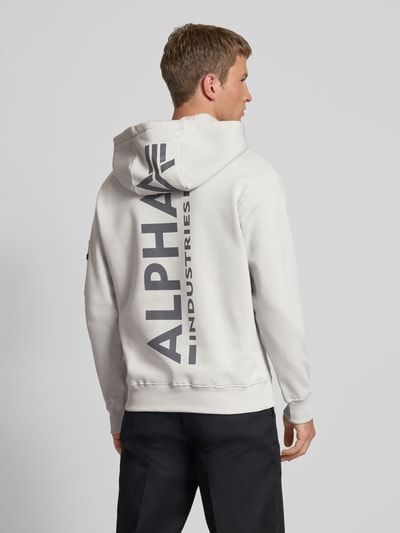 Alpha Industries Hoodie mit Kapuze Hellgrau 5