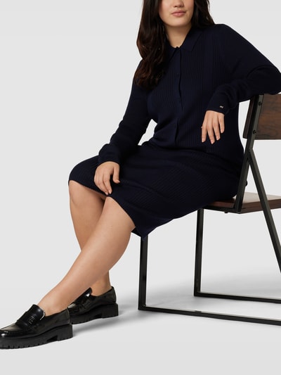 Tommy Hilfiger Curve PLUS SIZE Strickjacke mit Kentkragen Marineblau 1