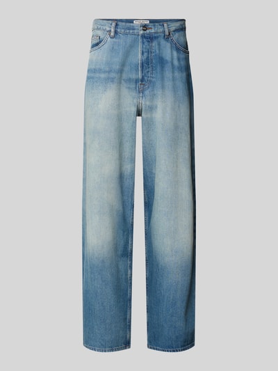 Produktfoto, jeans in blauwe used-look met rechte pijpen, puur katoen, relaxed fit, model 'Type 3' van Wood Wood, bandwijdte maat 32/32: 45 cm, binnenbeenlengte maat 32/32: 78 cm