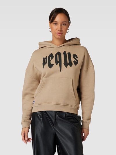 PEQUS Korte hoodie met labelprint, model 'Mythic' Beige - 4