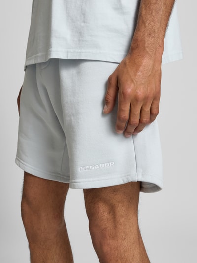 Pegador Relaxed Fit Sweatshorts mit Label-Stitching Hellblau 3