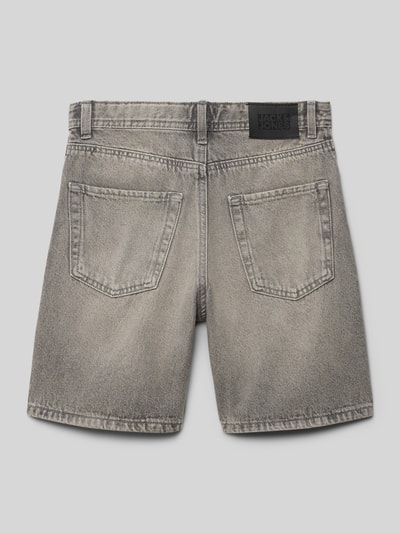 Produktfoto, Loose Fit Jeansshorts mit Eingrifftaschen Modell 'TONY' von Jack & Jones, graue Reine Baumwolle, Kinder Jeansshorts, Struktur und Waschung, Bundweite 35 cm und Innenbeinlänge 16 cm bei Größe 140.