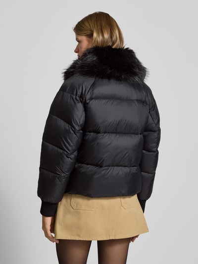 Hugo Blue Kurtka pikowana o kroju regular fit z szerokim obszyciem ze sztucznego futra model ‘FUJI-1’ Czarny 5