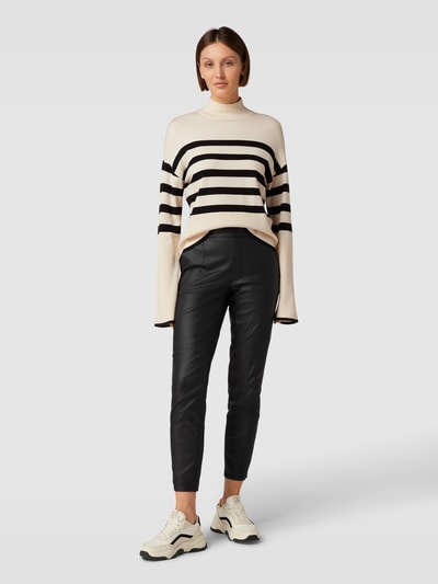 Vero Moda Strickpullover mit Streifenmuster Modell 'HAPPINESS' Offwhite 1