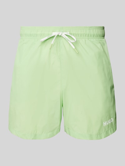 HUGO Relaxed Fit Badeshorts mit Label-Print Modell 'HAITI' Apfel 1