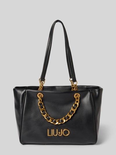 Productfoto, Handtasche mit Label-Applikation van Liu Jo White in zwart met gouden labelapplicatie, draagbanden, hoofdvak met ritssluiting, binnenvak met rits, breedte maat 1: 30 cm, lengte maat 1: 20 cm, diepte maat 1: 14 cm, schouderband lengte maat 1: 50 cm, gladde textuur