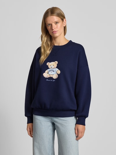 Review Bluza o kroju oversized z nadrukiem z logo Granatowy 4