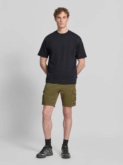 Petrol Bermudy o kroju regular fit z kieszeniami cargo Khaki 1
