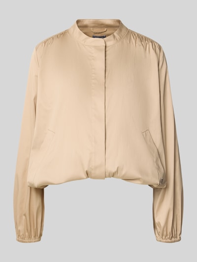 Produktfoto, Jacke mit verdeckter Knopfleiste von WHITE LABEL aus beigefarbenem Baumwoll-Mix mit Stretch-Anteil, Regular-Fit, Rundhalsausschnitt, Rückenlänge 55 cm, Brustweite 58 cm, Ärmellänge 62 cm.