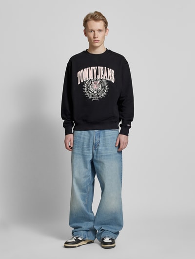 Tommy Jeans Oversized Sweatshirt aus reiner Baumwolle Modell 'VARSITY TIGER' Black 1