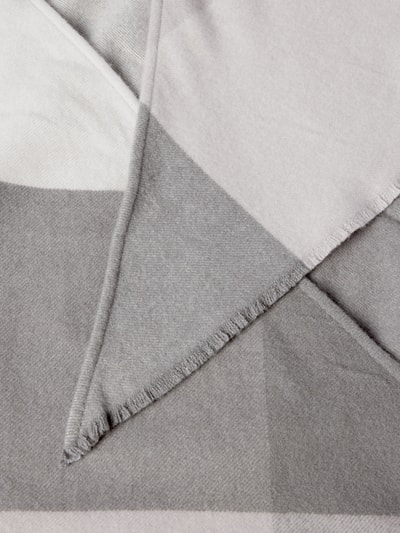 s.Oliver RED LABEL Schal mit Ausfransungen Hellgrau 2