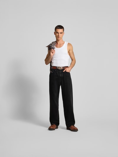 Diesel Wide Fit Jeans mit Logo-Patch Black 1