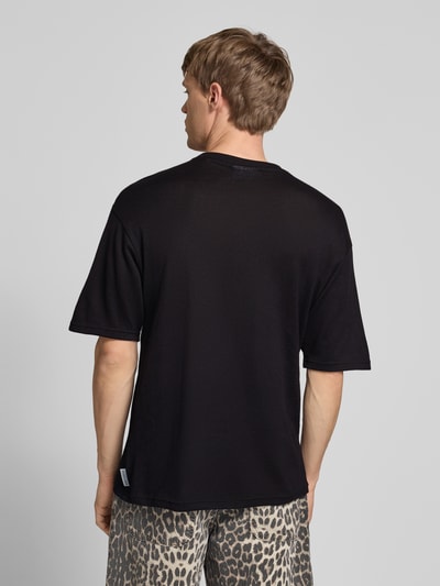 REVIEW T-shirt z detalem z logo i okrągłym dekoltem Czarny 5