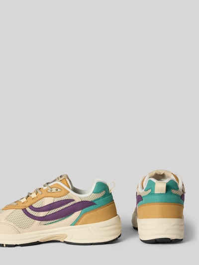 Productfoto, Sneaker met labeldetail model 'Eco`99 Multi Flowers' van Genesis, heren sneakers, afgeronde punt, vetersluiting, hakhoogte maat 44: 5 cm, schachthoogte maat 44: 7 cm, schachtbreedte maat 44: 7 cm, multicolor, beige, groen, paars, geel, grove textuur, detail.