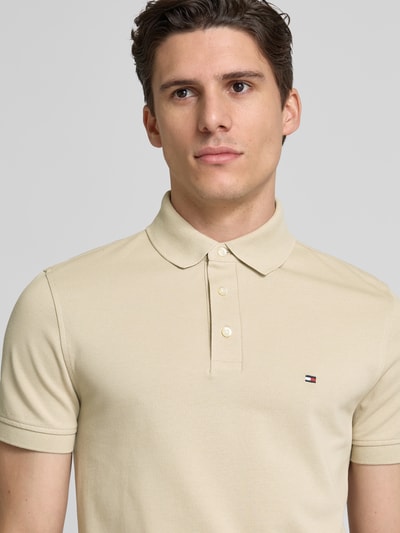 Tommy Hilfiger Slim Fit Poloshirt mit Logo-Stitching Modell '1985' Beige 3