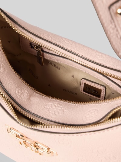 Produktfoto, Shoulder Bag in leerlook met logodetail model 'Anise' van guess, hoofdvak met ritssluiting, schouderband, breedte 30 cm, lengte 19 cm, diepte 8 cm, bandlengte 52 cm, lichtroze met gestructureerd oppervlak en goudkleurige details