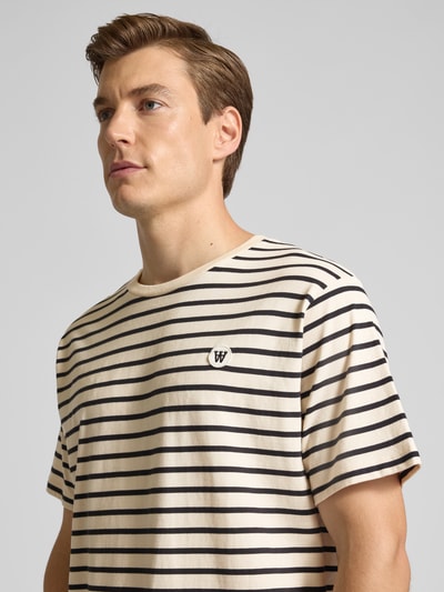 Wood Wood T-Shirt mit Rundhalsausschnitt Modell 'Ace' Offwhite 3