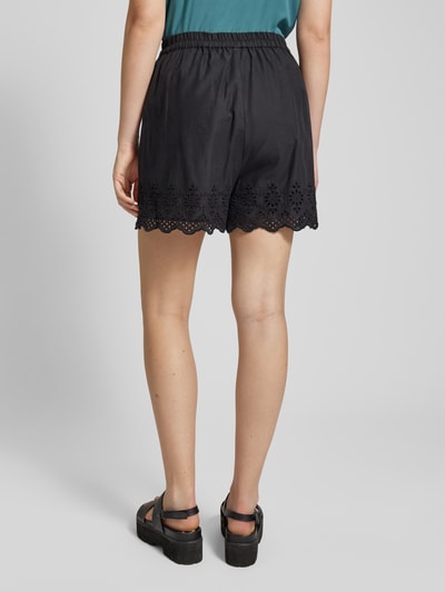 Only Shorts mit Lochstickerei Modell 'LOU' Black 5