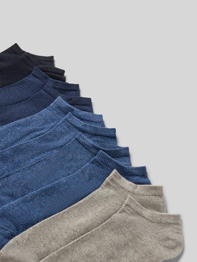 Produktfoto, Sneakersocken mit Stretch-Anteil im 10er-Pack von s.Oliver RED LABEL aus Baumwoll-Mix, verschiedene Blautöne und Grau, Rippenbündchen, Label-Details