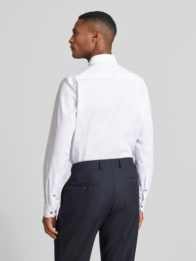 OLYMP Level 5 Slim Fit Businesshemd aus Baumwoll-Mix mit Kentkragen Weiss 5