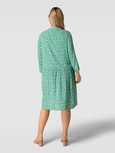 Tom Tailor Plus Knielange PLUS SIZE jurk van viscose met bloemenmotief Groen - 5