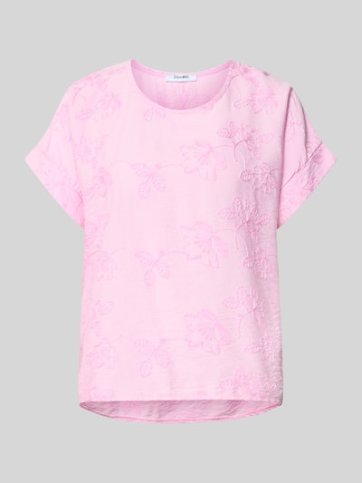 Produktfoto, Regular Fit T-Shirt aus Viskose-Mix Modell 'Anni' von ZABAIONE in zartem Rosa mit floralem Allover-Stitching und verlängerter Rückseite