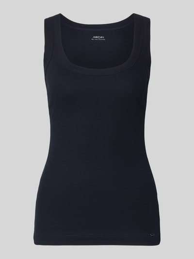 Produktfoto, Tanktop mit Rundhalsausschnitt von Marc Cain in Schwarz, Baumwoll-Mix mit Stretch-Anteil, Feinripp, Körpernaher-Schnitt, Damen, Rückenlänge 46 cm bei Größe 36.