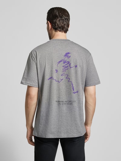 ARMEDANGELS Relaxed Fit T-Shirt aus reiner Bio-Baumwolle Modell 'MAARKOS' Hellgrau 5